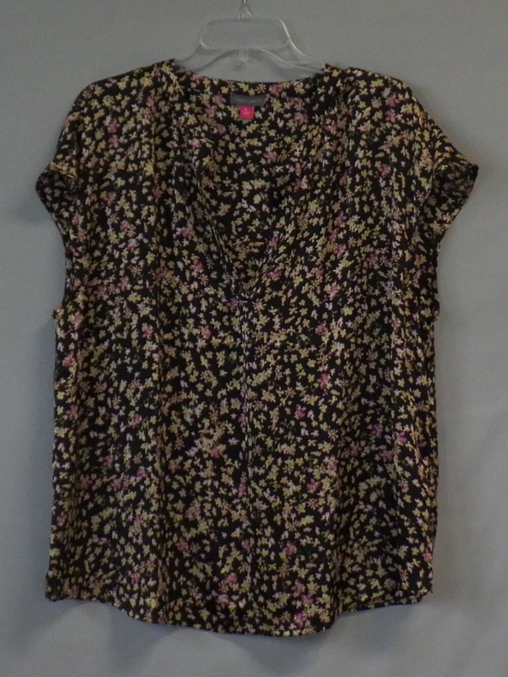 Vince Camuto Floral Top